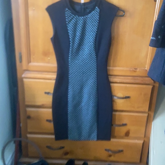 Armani exchange bodycon dress. - Picture 2 of 6